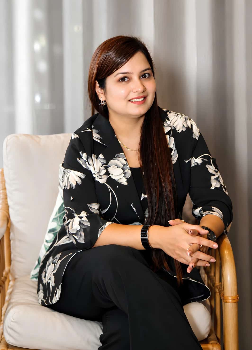 Author Lavya Sundrani — Author of The Parenting Pledge